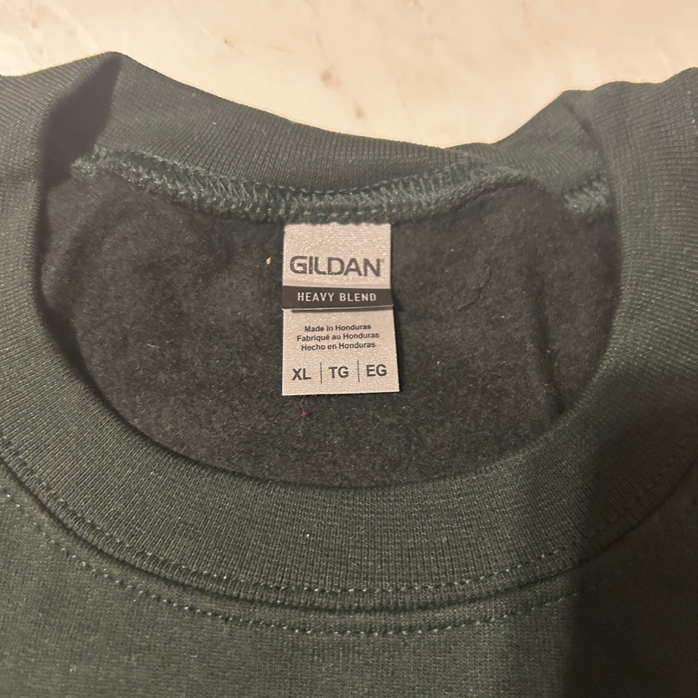 Gildan Men's Dark Green Long Sleeve Tee - Picture 2 of 3
